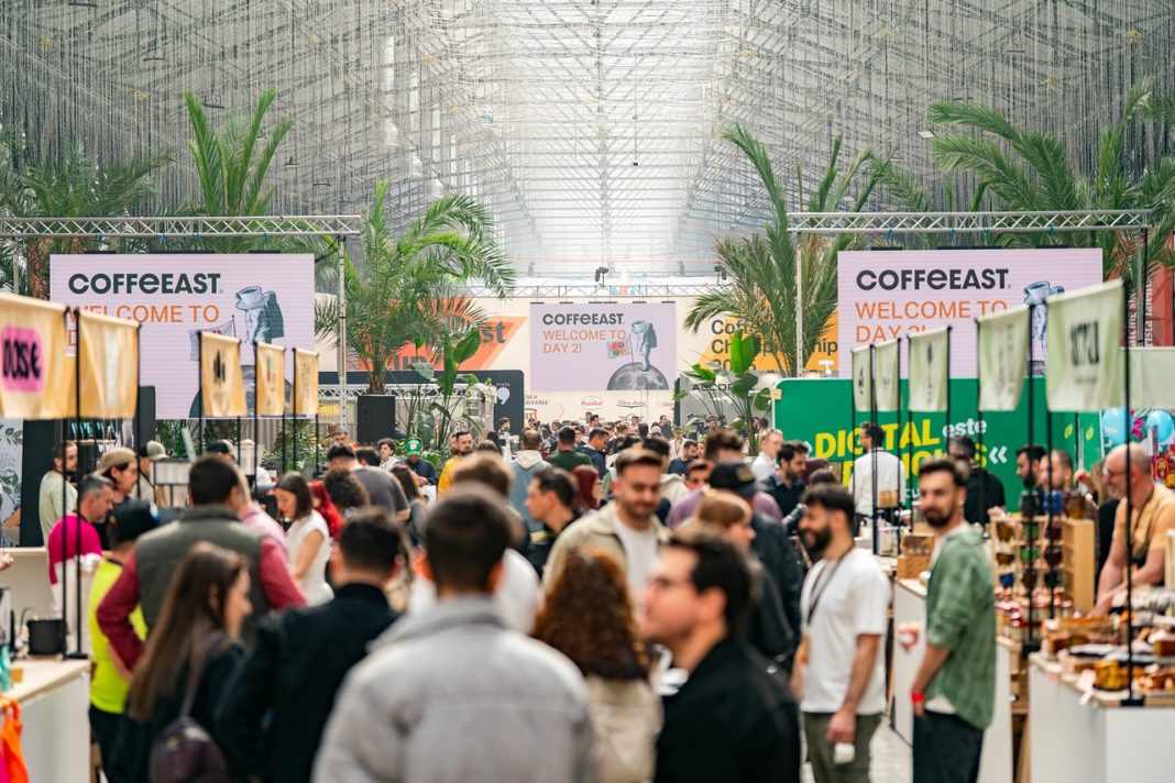 COFFeEAST X’MAS 2025: trei etaje cu cafea, design și branduri creative în centrul Bucureștiului